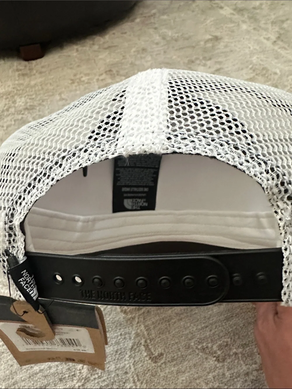 The North Face Mudder Trucker Hat White/Asphalt. Bear/Sun/Mountain. NWT’s